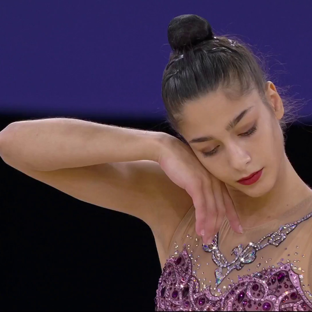 C'est tellement beau et doux alors que la performance physique est dingue.
