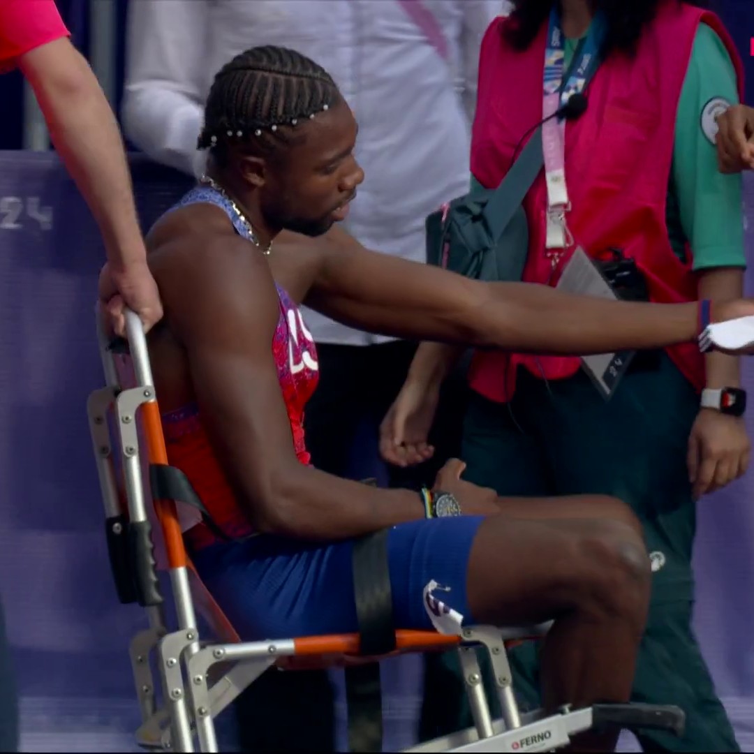 🇺🇸 Le champion olympique du 100m Noah Lyles a été testé POSITIF AU CORONAVIRUS. Il a participé à la finale du 200m et a décroché la médaille de bronze malgré le COVID-19, avant d’être évacué sur une chaise roulante. (Le Parisien) #Paris2024