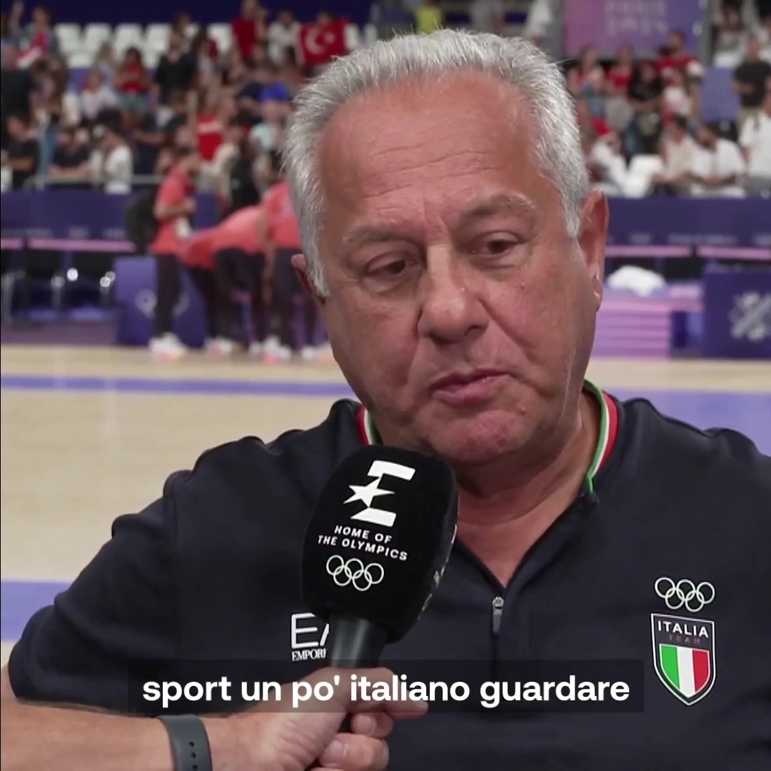 Questo minuto di Julio Velasco è da ascoltare: unico ❤️🩹🇮🇹 #Paris2024 #Olympics #HomeOfTheOlympics #Olimpiadi #Pallavolo