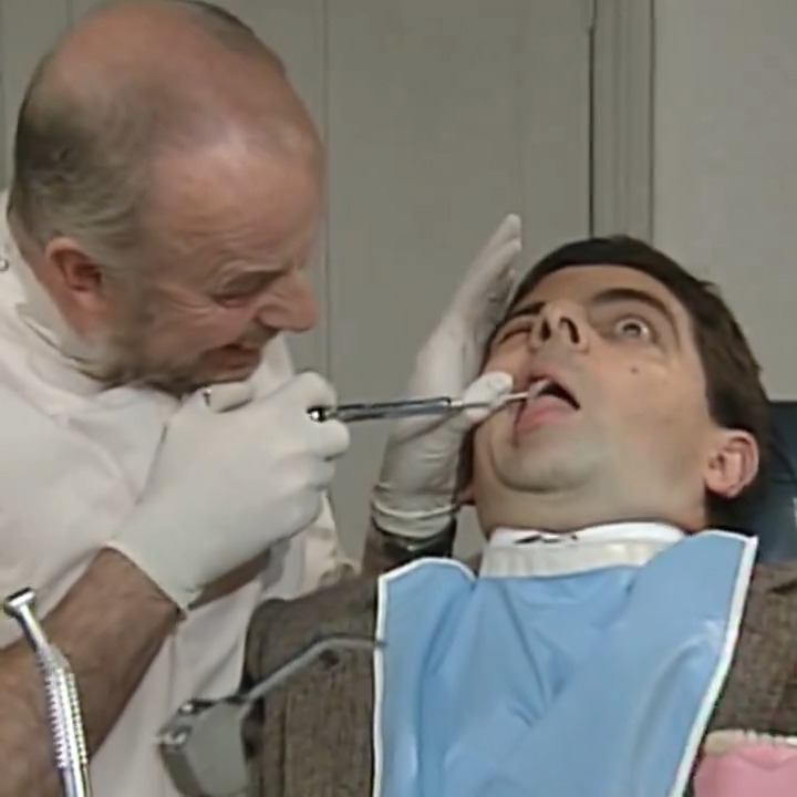 When #mrbean goes to Mr. Peggit's dental clinic, resulting in comical chaos