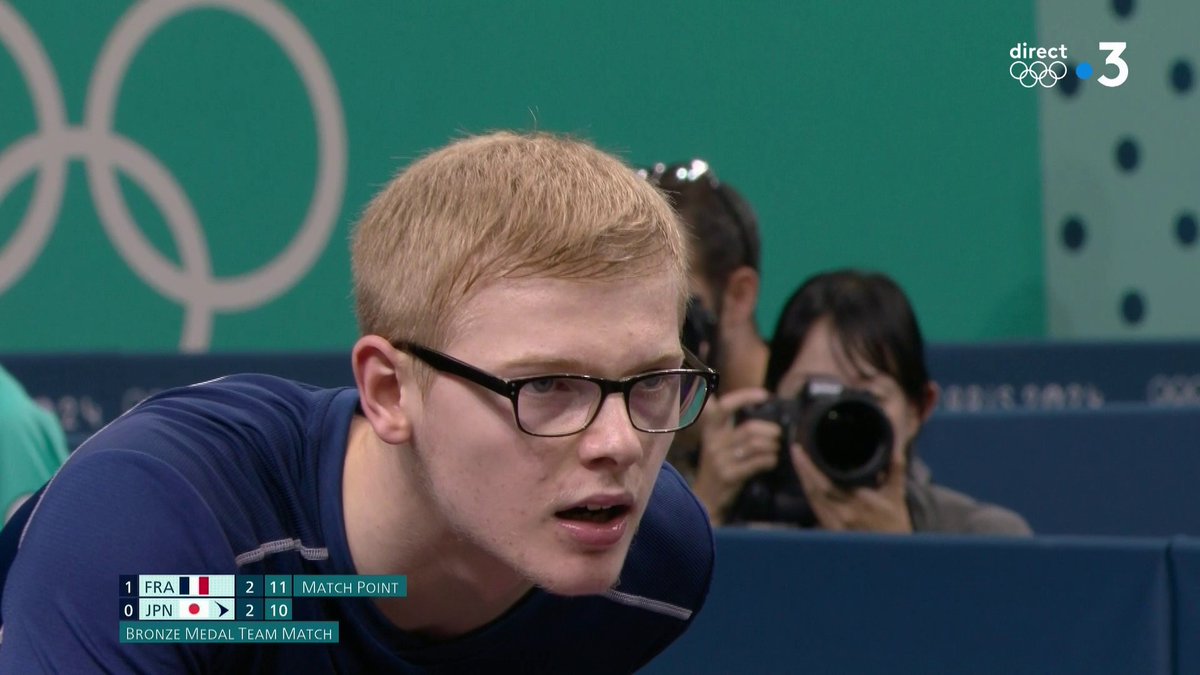 #Paris2024 | 🔥🇫🇷 OUIIIIII !!! INCROYABLE ! Félix Lebrun efface trois balles de match et remporte le deuxième point pour l'Équipe de France !! 📺 Le direct :