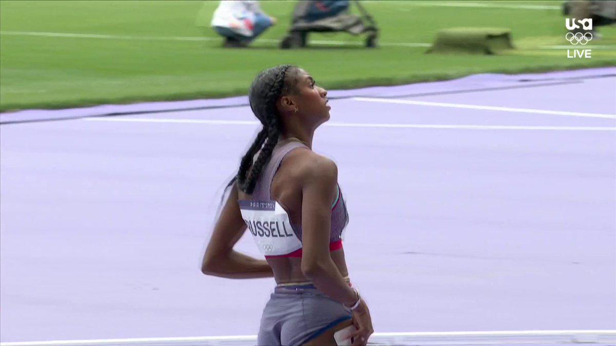Masai Russell finishes STRONG to hold off the pack and win the last auto qualification into the 100m hurdles final.👏 #ParisOlympics 📺 USA Network &amp; Peacock