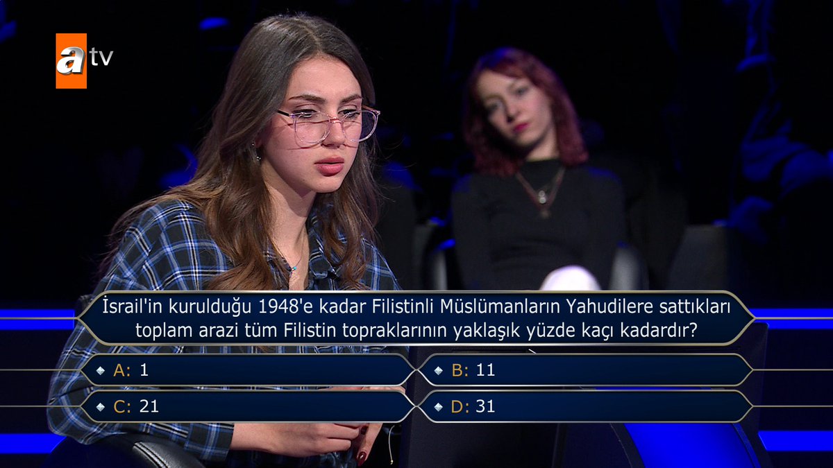 Kim Milyoner'e Veda Etti! Kenan imirzalıoğlu Kim Milyoner Olmak İster'in yeni sezonunda olmayacak. 'Filistin' sorusu gündem olmuştu