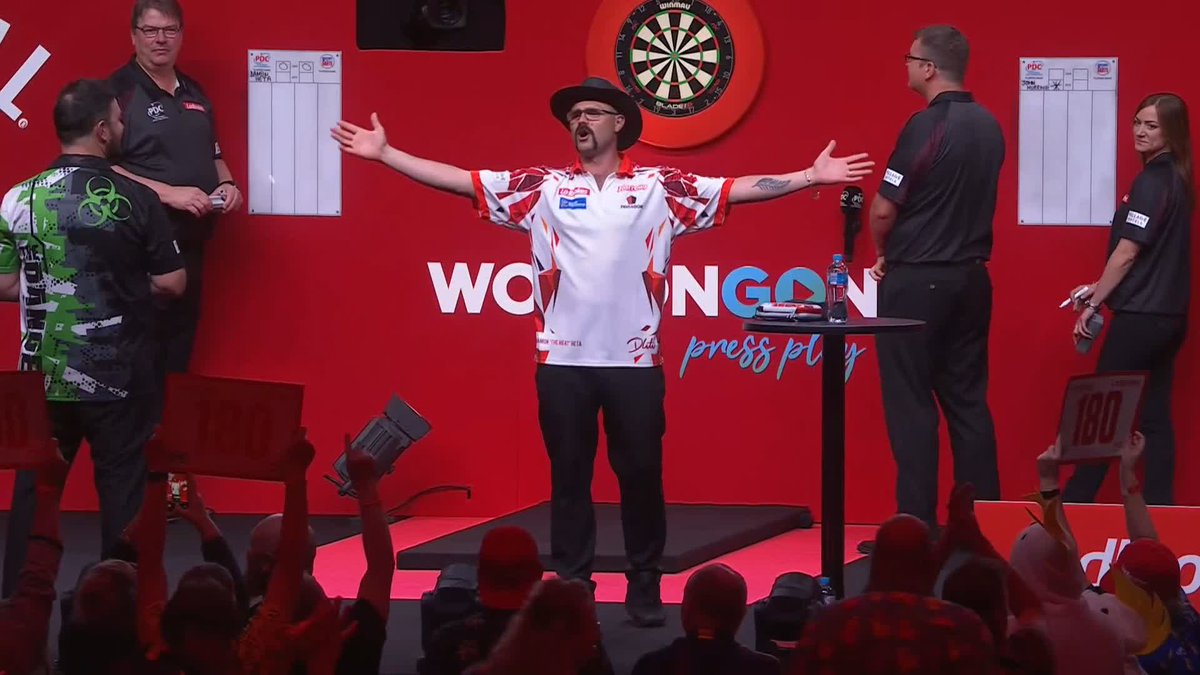 Damon Heta is back on home soil! 🇦🇺 The Australian number one serenades his home crowd with a rendition of Waltzing Matilda! 🎶