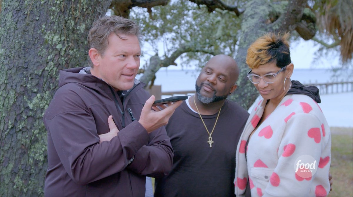 The winner of Tyler Florence’s secret challenge will have the power to shake up the ENTIRE competition with their jaw-dropping advantage 🫢 Don’t miss an all-new #GreatFoodTruckRace, Sunday @ 8|7c!