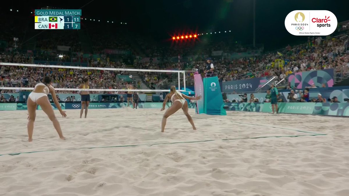 ¡LO MÁS GENIAL QUE VERÁN ESTE DÍA!😅 Durante la final del voleibol de playa femenil de #Paris2024, el DJ sacó su creatividad y comenzó a reproducir "Imagine" de John Lennon después de que las cosas se calentaran un poco entre los jugadores de Brasil y Canadá 👏 ¡MAGIA!🏐🔝