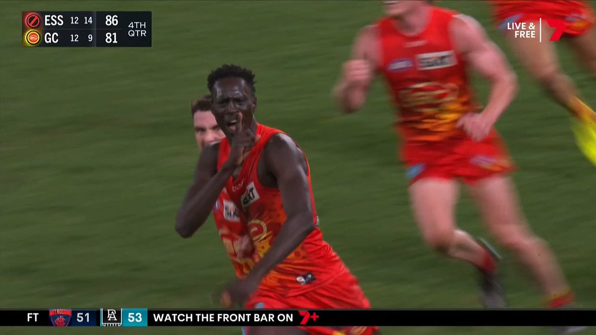 MAC ANDREW'S MOMENT! The Suns down the Bombers after the siren at Marvel 🤯🤯🤯