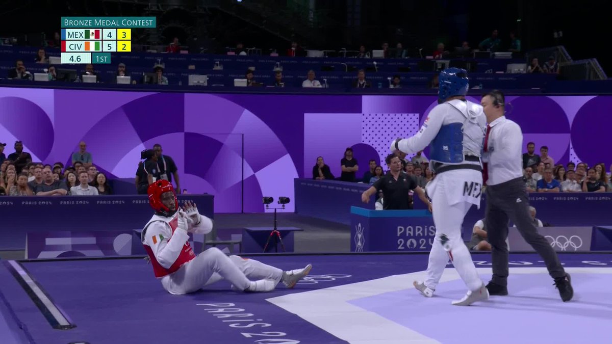 QUÉ PELEA POR EL BRONCE🇲🇽🥋🥉 Carlos Sansores tuvo grandes acciones en el primer capítulo de la pelea y aunque el round fue para el marfileño, Carlos sabe remontar estas situaciones EN VIVO: