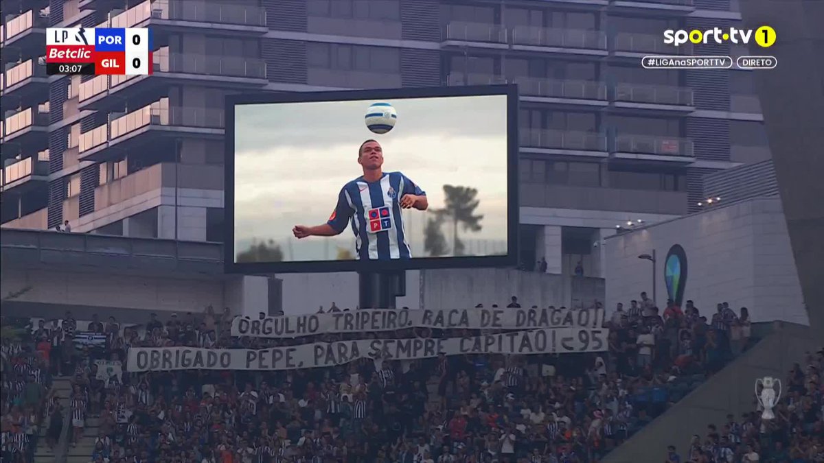 o Dragão homenageou Pepe no 3.º minuto 👏💙