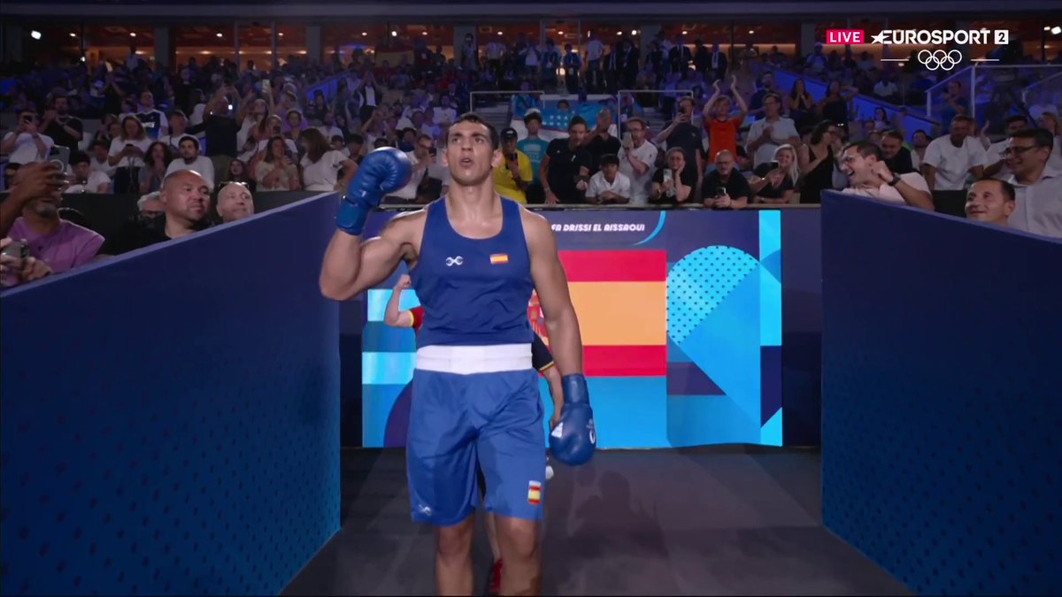 MEDALLA DE PLATAAAAAAAAAA AYOUB GHADFA 🇪🇸 BOXEO (+92Kg) 🥊 pierde la final ante el uzbeco Jalolov 🇺🇿 por unanimidad ñ. Se convierte en SUBCAMPEÓN OLÍMPICO