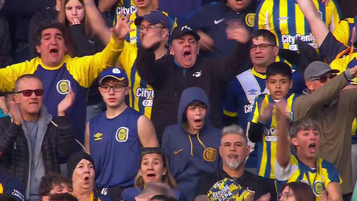 Así se festeja un gol anulado por VAR en el clásico rosarino.