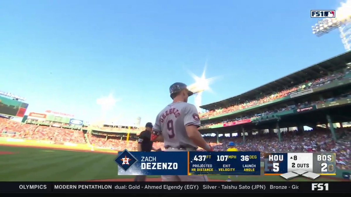 Somebody go find that ball! That's the first big league home run for Zach Dezenzo! 📺: FS1