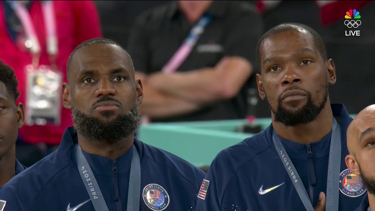 Team USA listens to the National Anthem after receiving their gold medals. 🇺🇸 #ParisOlympics