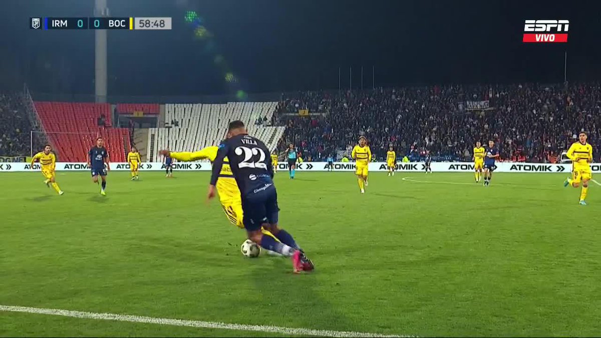 El CAÑO de Sebastián Villa a Advíncula, uf. 🕳️🇨🇴