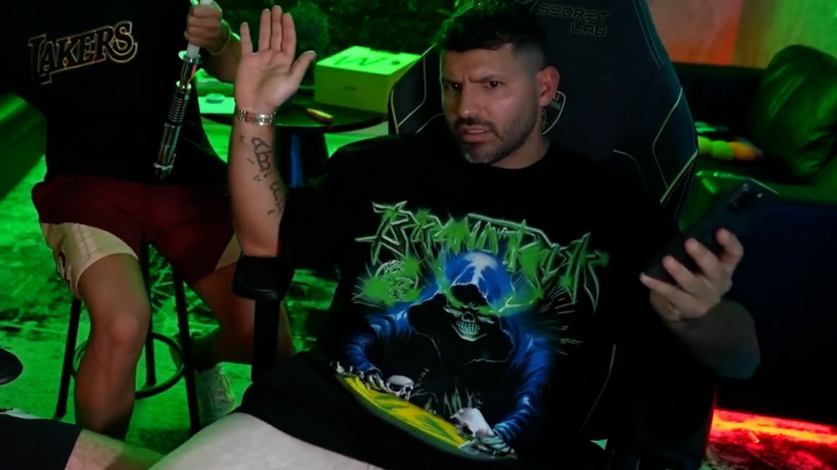 🗣️ | Adin to Sergio Aguero: “You like sex?” 🗣️ | Sergio Aguero: “Yeah…🤷‍♂️ it’s like sucka, sucka, sucka…” MY. STRIKER. 🤣🤣🤣