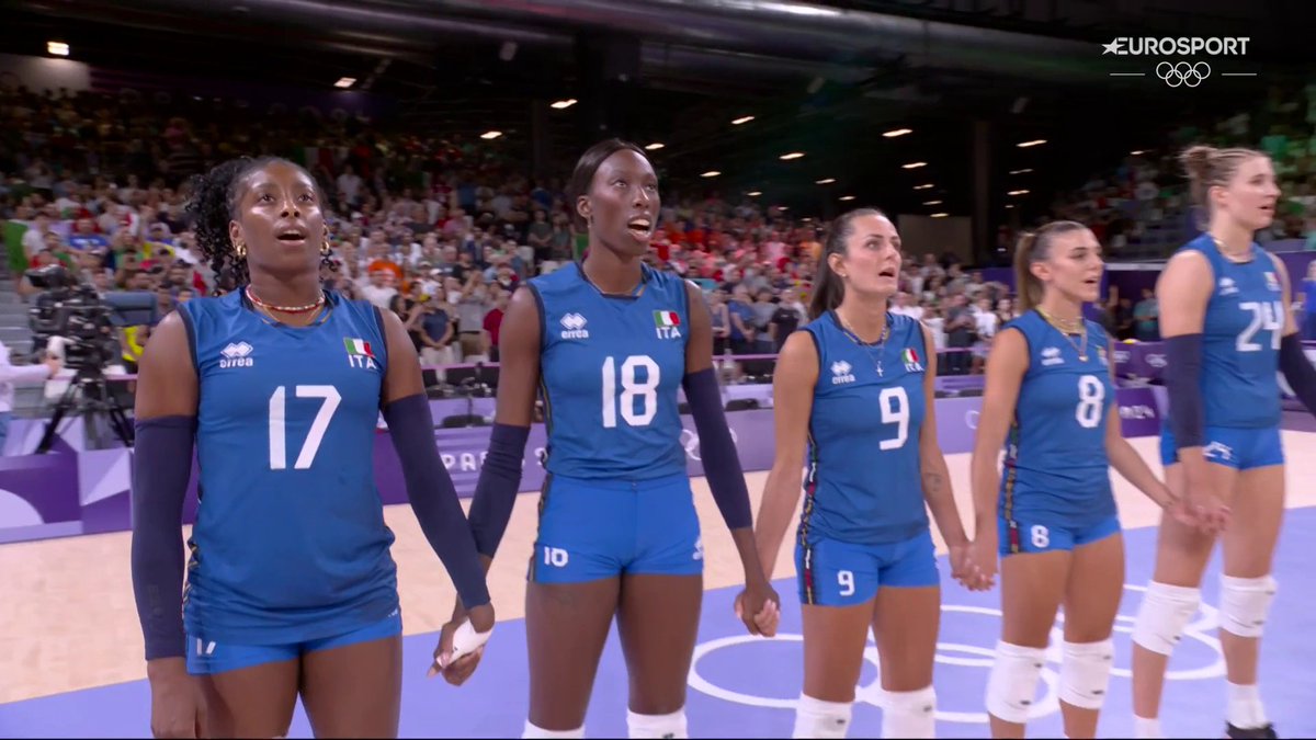 Inizia la finale: forza ragazze, siamo tutti con voi 💙💙💙 #HomeOfTheOlympics #Paris2024 #ItalVolley #Volleyball #Pallavolo