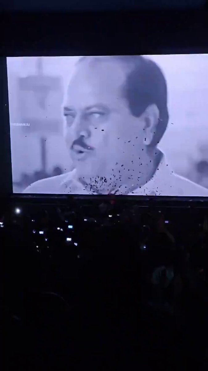 Please idhi okka edit #GabbarSingh special shows lo add cheyyandra along with #TheyCallHimOG glimpse 😭🔥
