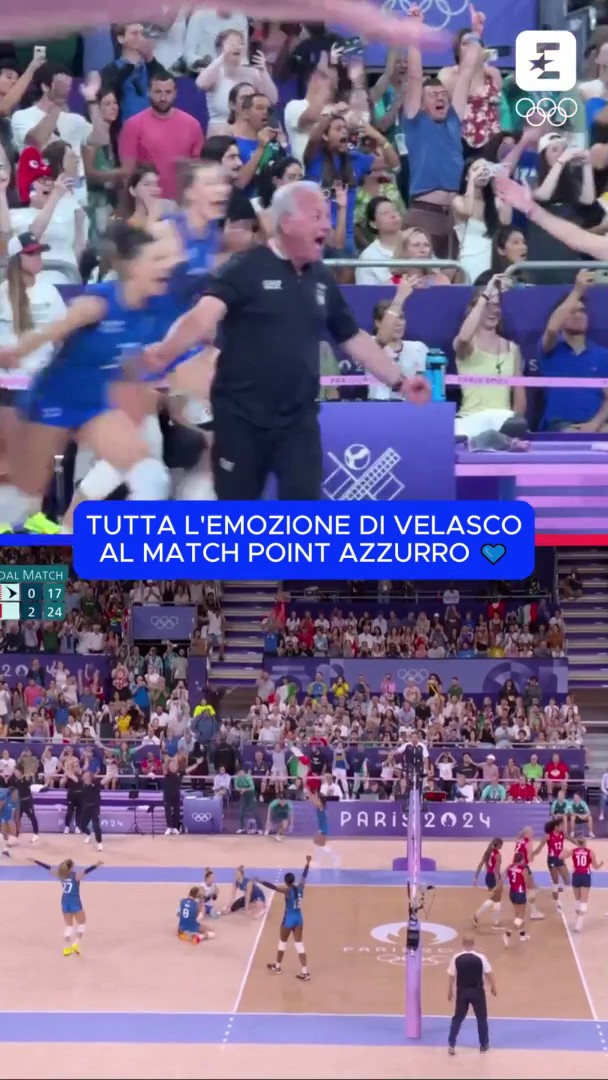 Tutti come Julio Velasco 🤩🤩🤩 #HomeOfTheOlympics #Paris2024 #ItalVolley #Volleyball #Pallavolo
