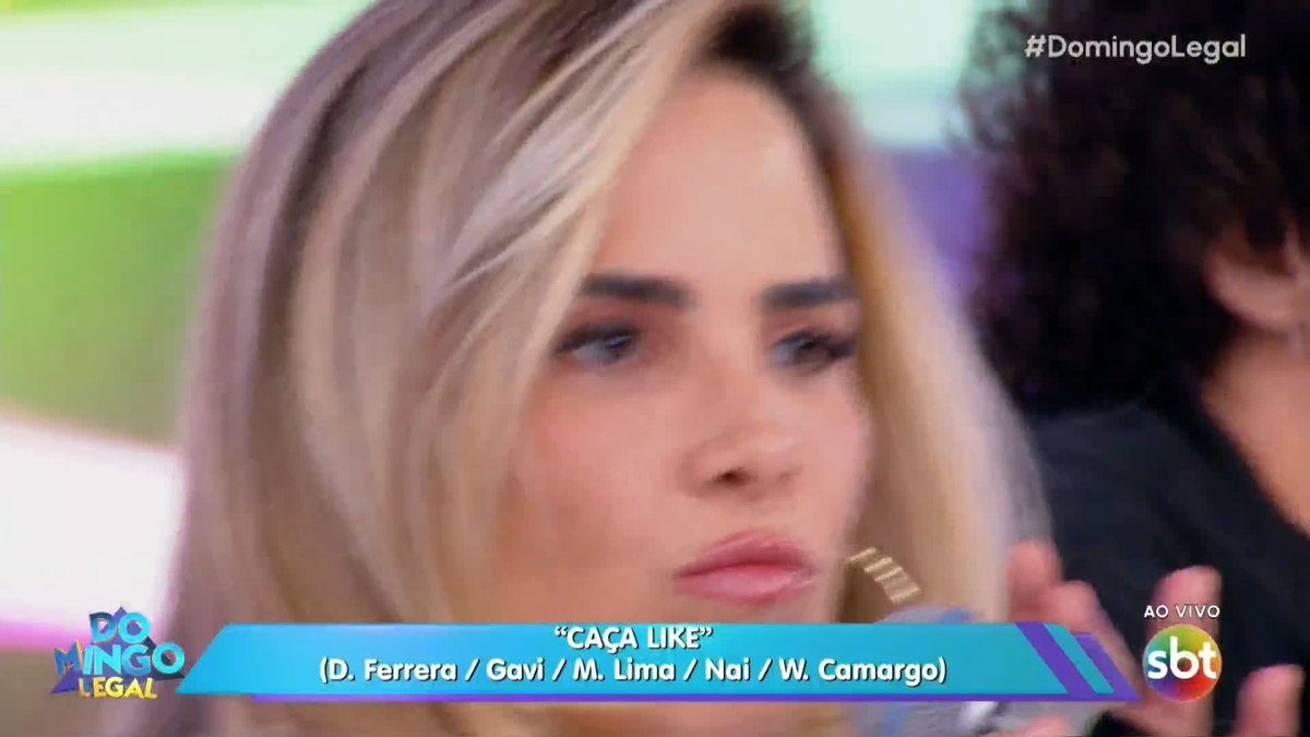 Silêncio 🤫 a rainha tá cantando #DomingoLegal