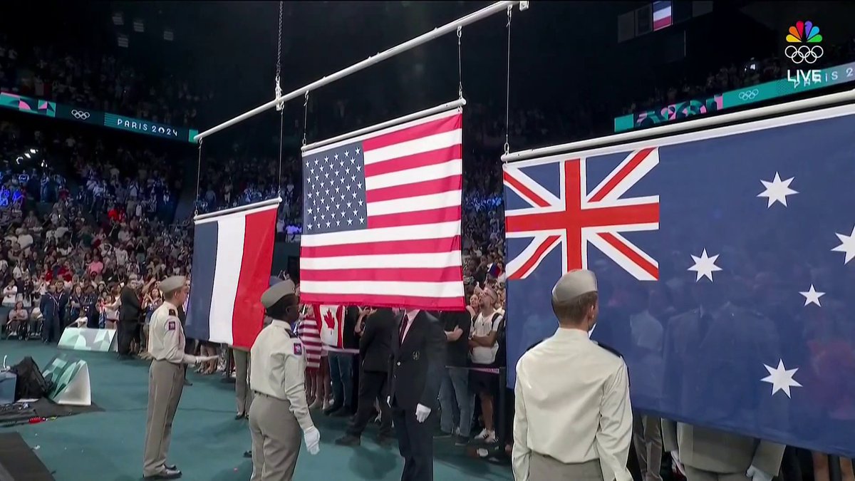 After Team USA's win in women's basketball, the Star-Spangled Banner rings out one last time at the #ParisOlympics. 🇺🇸