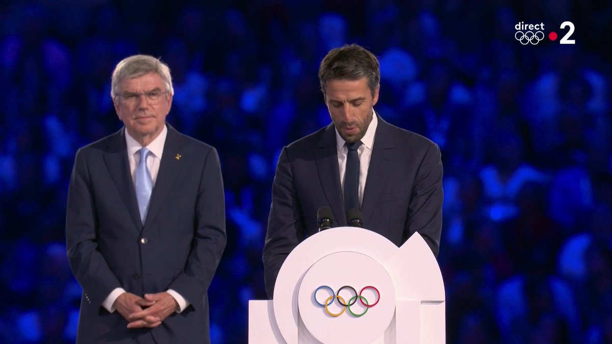 🇫🇷 Tony Estanguet : "On se voyait comme un peuple d'irréductibles râleurs, on s'est réveillés dans un pays de supporters déchaînés qui ne veulent plus s'arrêter de chanter". (France 2) #CeremoniedeCloture