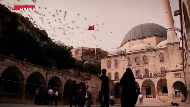 Türkiye'de AK Parti döneminde birçok demokrasi hamlesine imza atıldı. Özgürlük ve insan haklarının genişletilmesinde önemli mesafe katedildi. İşte AK Parti'nin 22 yıllık iktidarında hayata geçirilen reformlar...