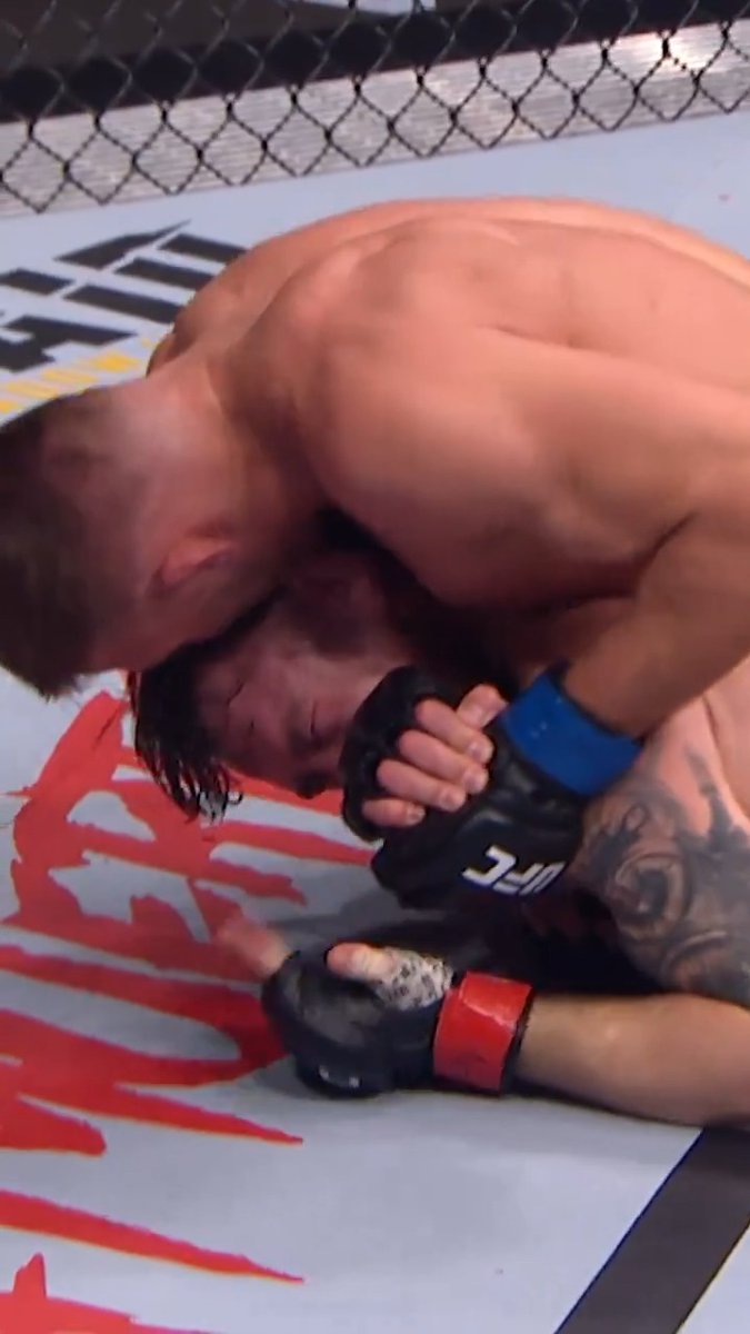The middleweight king has never struggled to get a finish 💥 Dricus Du Plessis makes his first title defense Saturday night at #UFC305!