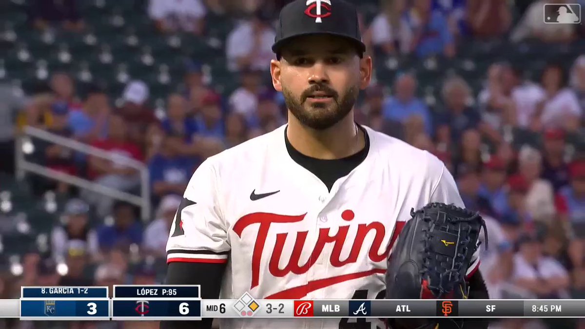 El doctor Pablo López, a su orden.👨⚕️