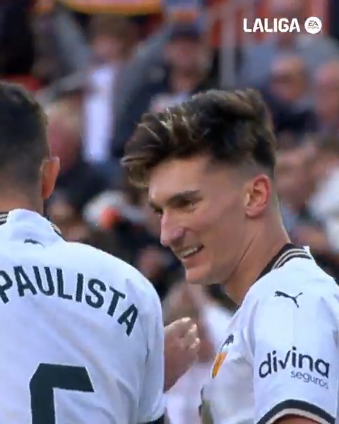 𝗣𝗘𝗣𝗘𝗟𝗨. 🦇 #LALIGAHighlights | Valencia CF