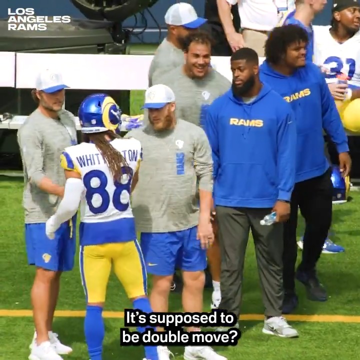 "I ain't ever been in no receiver room like this. Everybody close, everybody truly care."