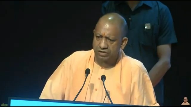 भारत की आजादी के लिए जिन महापुरुषों ने अपना सर्वस्व समर्पित करके स्वयं को बलिदान किया था, उनके प्रति श्रद्धा का भाव रखना होगा...