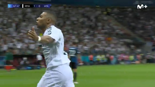 No es un edit. ✍️ Es Mbappé escribiendo su primera página en la historia del Real Madrid. #SuperCup #LaCasaDelFútbol