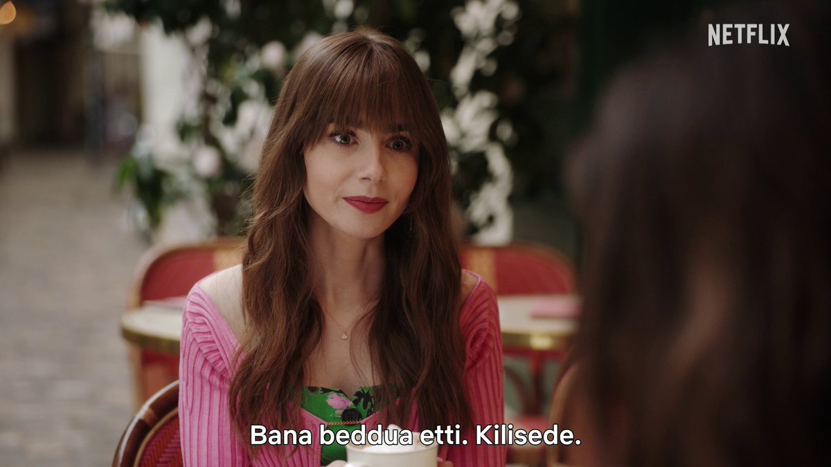 İlişki durumu KARMAKARIŞIK. Emily in Paris 4. sezon 1. kısım şimdi sadece Netflix’te.