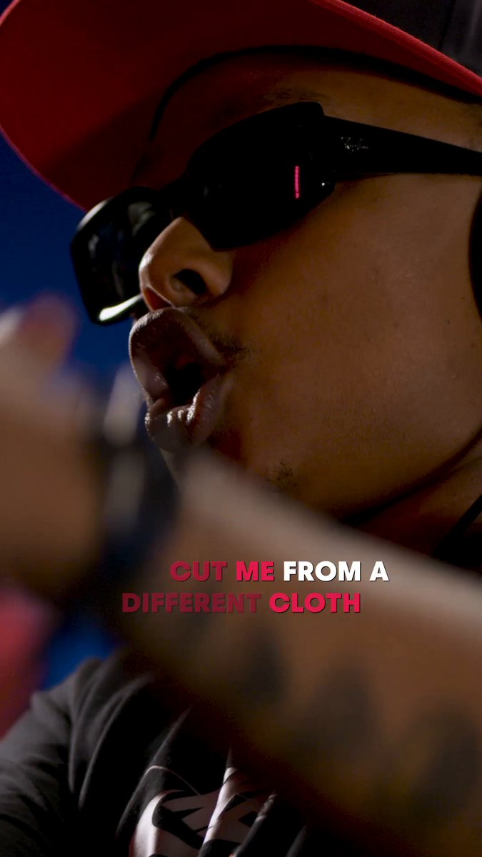 “They cut me from a different cloth I got a heart of Chrome…” A-REECE. stood on business on his Red Bull 64 Bars 🔥 💯 🎵 Prod: MICHAEL TUOHY Watch the full episode on Y's YouTube channel 😎 #RedBull64Bars #SAHipHop #RedBull #GivesYouWiiings