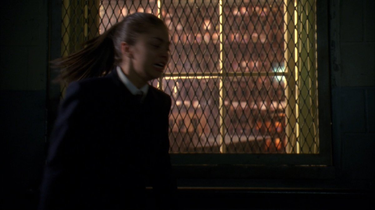 .@sarah_hyland puts the A in acting in this unforgettable scene. Watch her guest star in Season 10 Episode 12 of #SVU on Peacock.