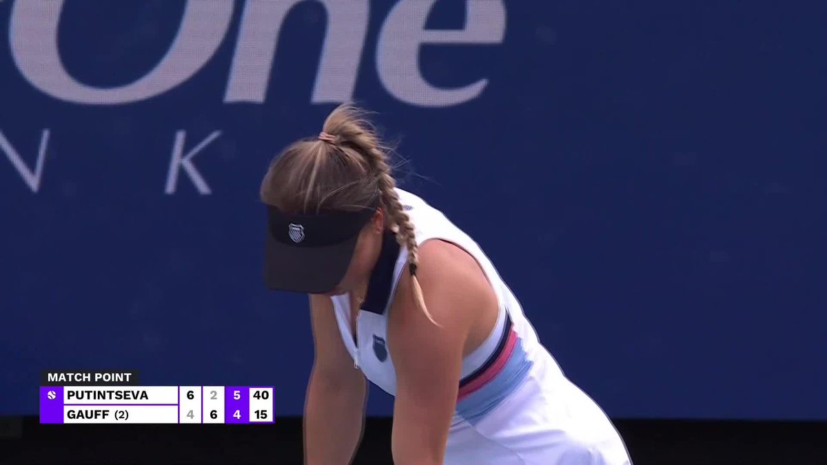 ✨Perfectly Served✨ Yulia Putintseva defeats Gauff 6-4, 2-6, 6-4. #CincyTennis