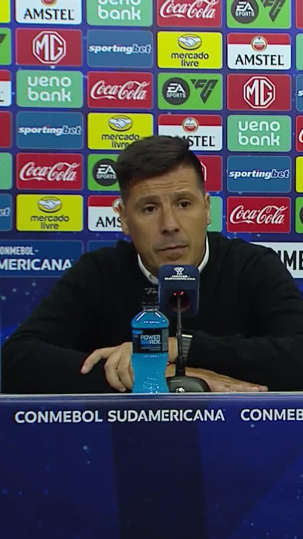 "EL SEGUNDO GOL ES UNA VERGUENZA" Juan Cruz Real explotó contra el arbitraje tras la derrota de Belgrano vs. Paranaense en la CONMEBOL #Sudamericana 💣 "AVISEN SI VAN A COBRAR ASÍ..." detalló