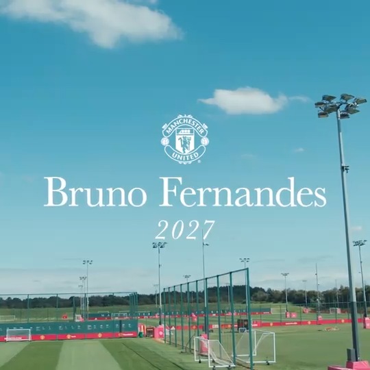 Our captain, adopted Manc ❤️‍🔥 🏙️ Just like United, Manchester is home for Bruno Fernandes and his family... #MUFC
