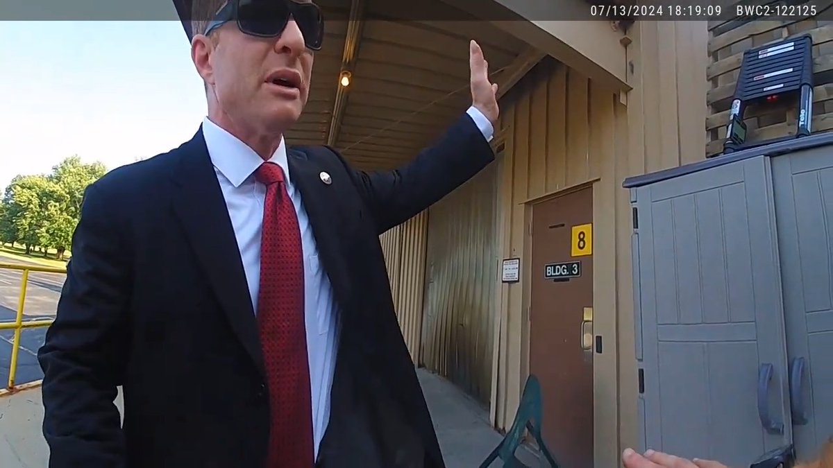 🚨WOW🚨 New bombshell bodycam footage from Butler, PA Trump assassination attempt released depicts chilling moments before shots rang out An officer can be heard yelling: “Don’t point your head! He’s right there!”