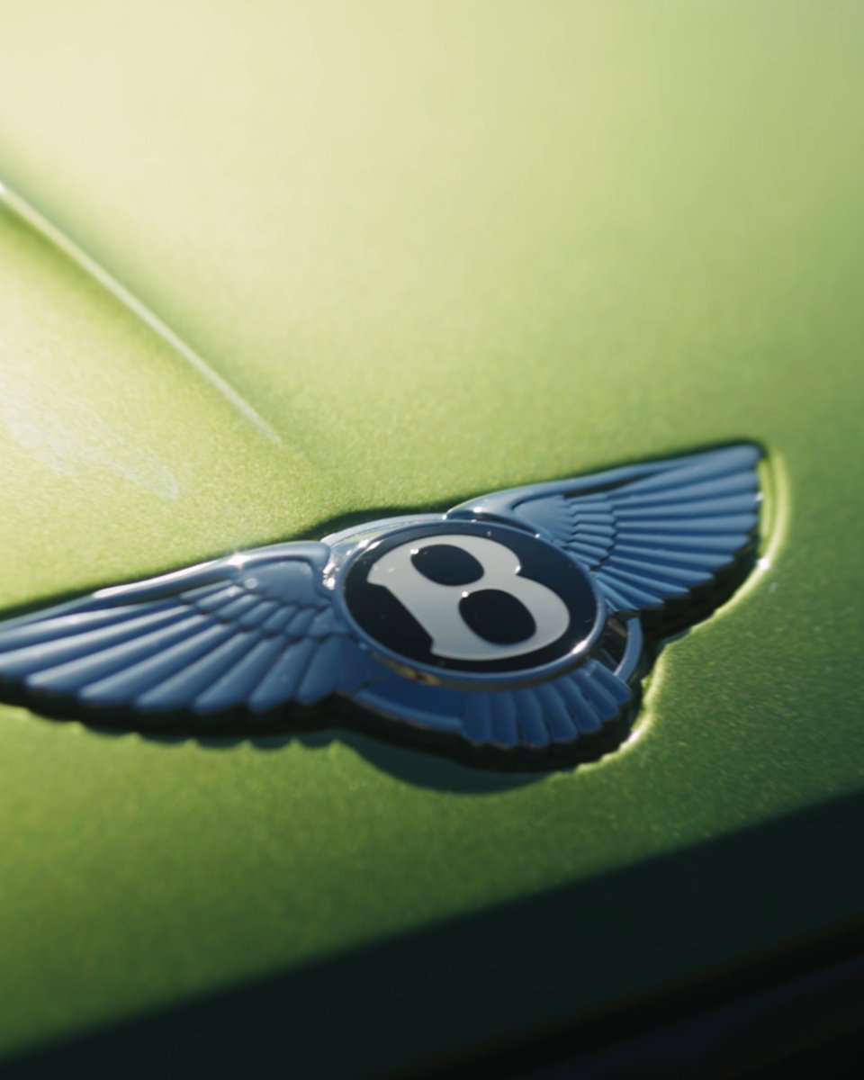 Your car. Your style. What’s your dream new #ContinentalGT Speed configuration? - CO₂ Emissions and fuel consumption data for EU27 is pending, subject to EU Type Approval.