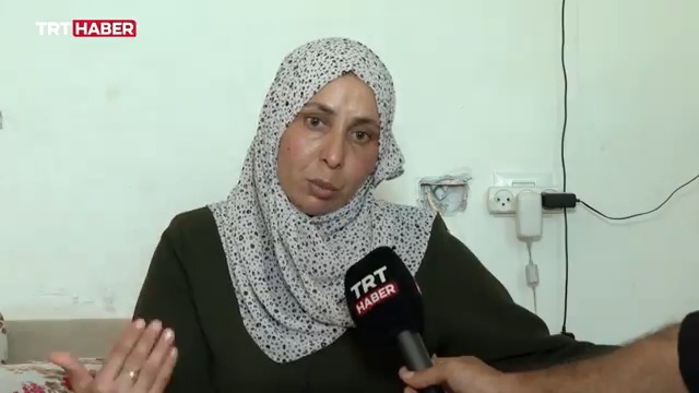 Aracı önce taş yağmuruna tuttular, sonra ateşe verdiler… İsrailli işgalcilerin saldırılarının son mağdurları, 4 kadın ve 3 yaşındaki çocuk oldu. Saldırının mağdurları, yaşadıkları dehşet anlarını TRT Haber’e anlattı.