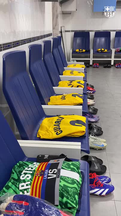 Luciendo la senyera en Valencia 💛❤