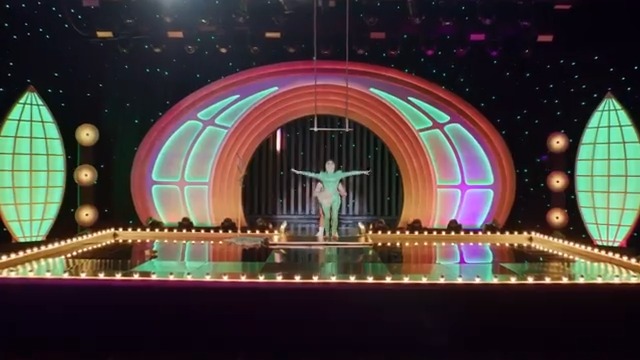 ta rolando as olimpíadas mundial de DRAG e Brasil tem uma representante incrível: MIRANDA LEBRÃO claro que vou torcer pro meu país, mas nem preciso me esforçar pq ela entregou algo que nunca foi feito em toda franquia do MUNDO que foda foi, DIVA SUPREMA