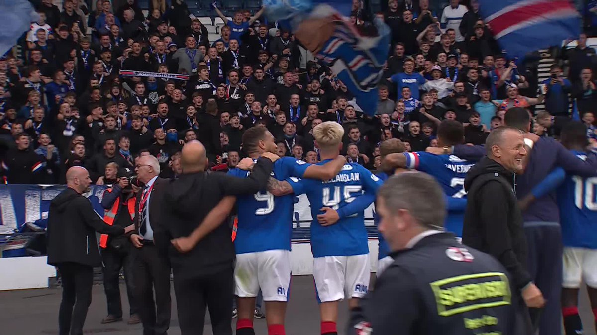 Rangers players and staff celebrate with the fans following today's victory 🔵 #PremierSportsCup
