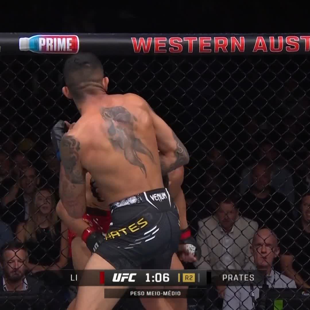 O nocaute de 🇧🇷 Carlos Prates sobre 🇨🇳 Jingliang Li no UFC 305, agora há pouco, na Austrália. #ufcbr