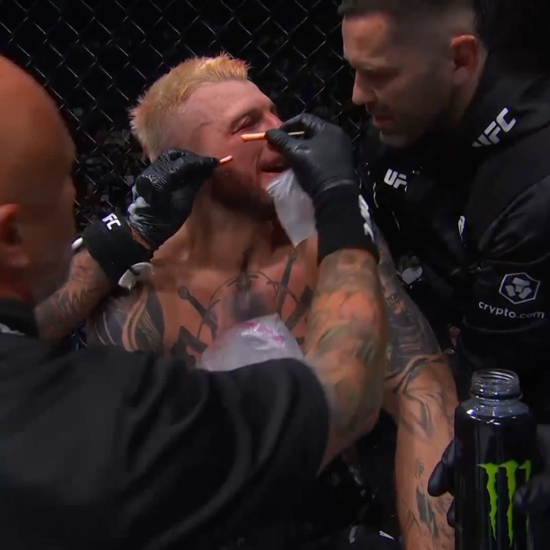 🗣️: "Boys, I love this s***!" #UFC305 Dan Hooker is one of a kind! 🤣