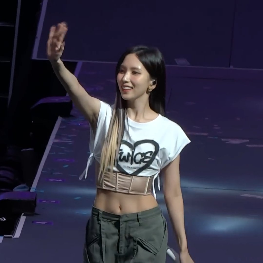 TWICEミナの美しすぎる腹筋…マジで凄い