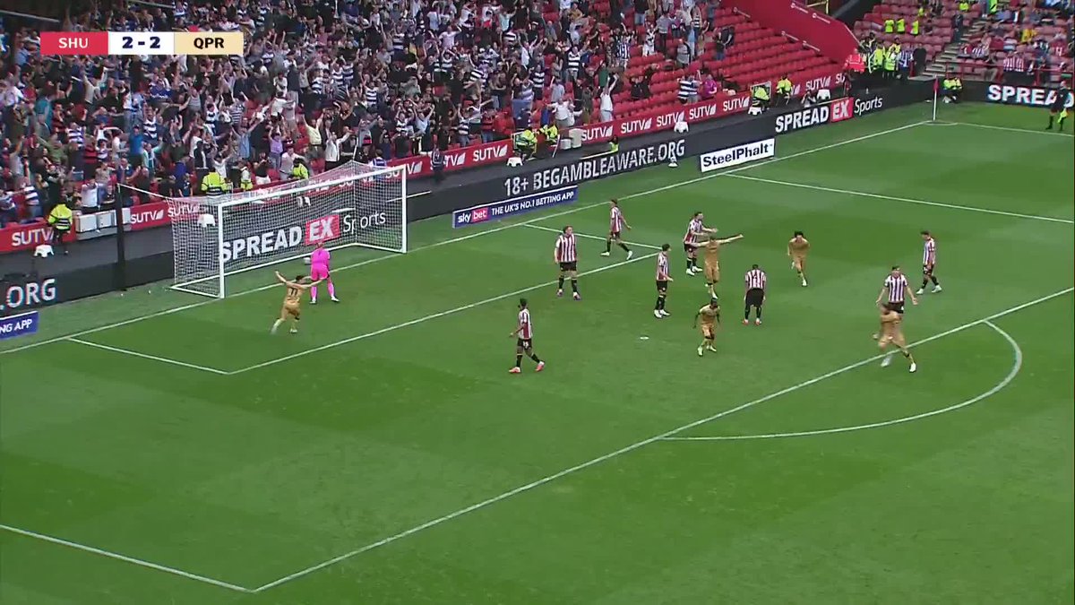 Lyndon Dykes causing scenes in the away end as he rescues a point late on for 10-man QPR 🙌 Catch up on EFL Highlights on ITVX! 📲 #EFL | QPR FC