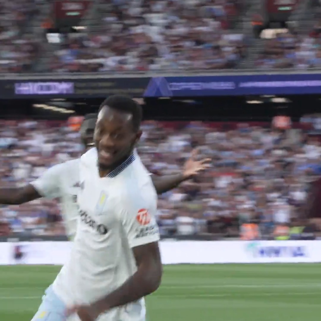 One touch football at its absolute finest. Gorgeous from all involved. #AVFC