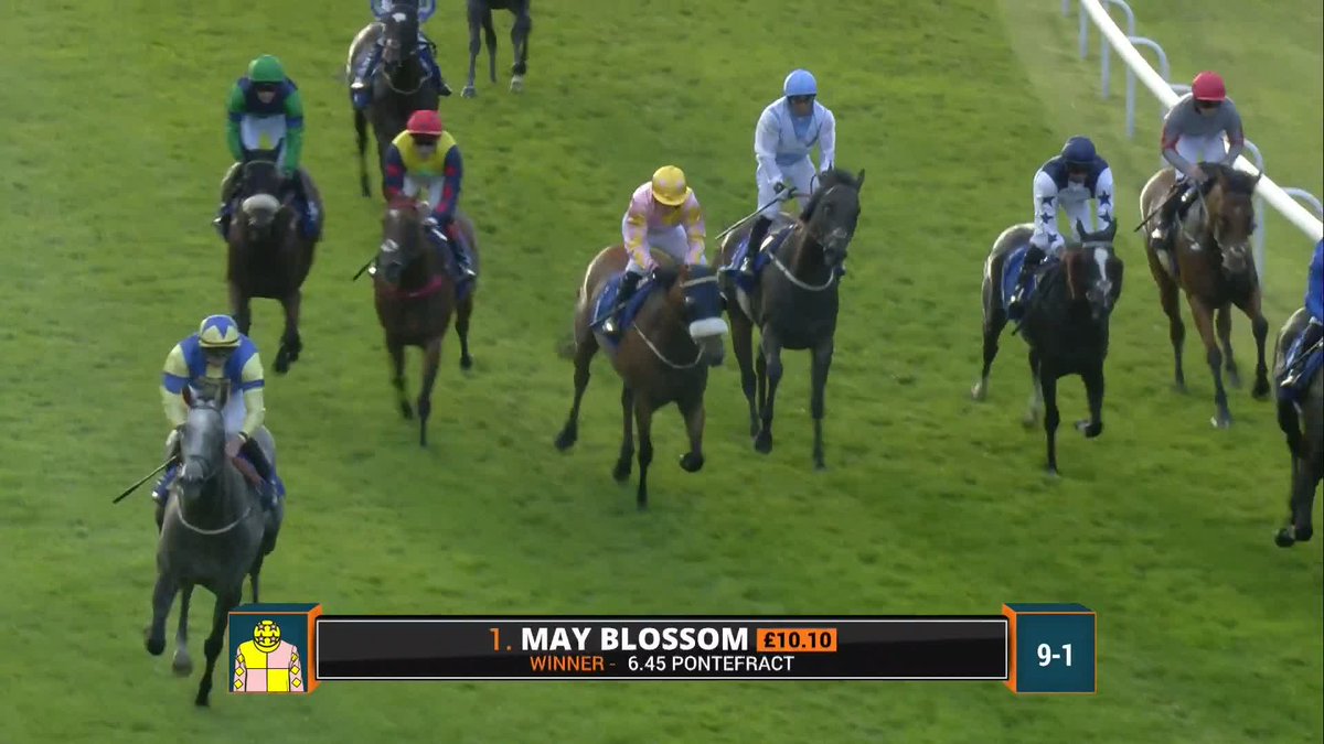 From last to first 😨 May Blossom wins the Sky Bet Acca Freeze Fillies' Handicap 🏆 PontefractRacecourse | Julie Camacho Racing | Oisín McSweeney